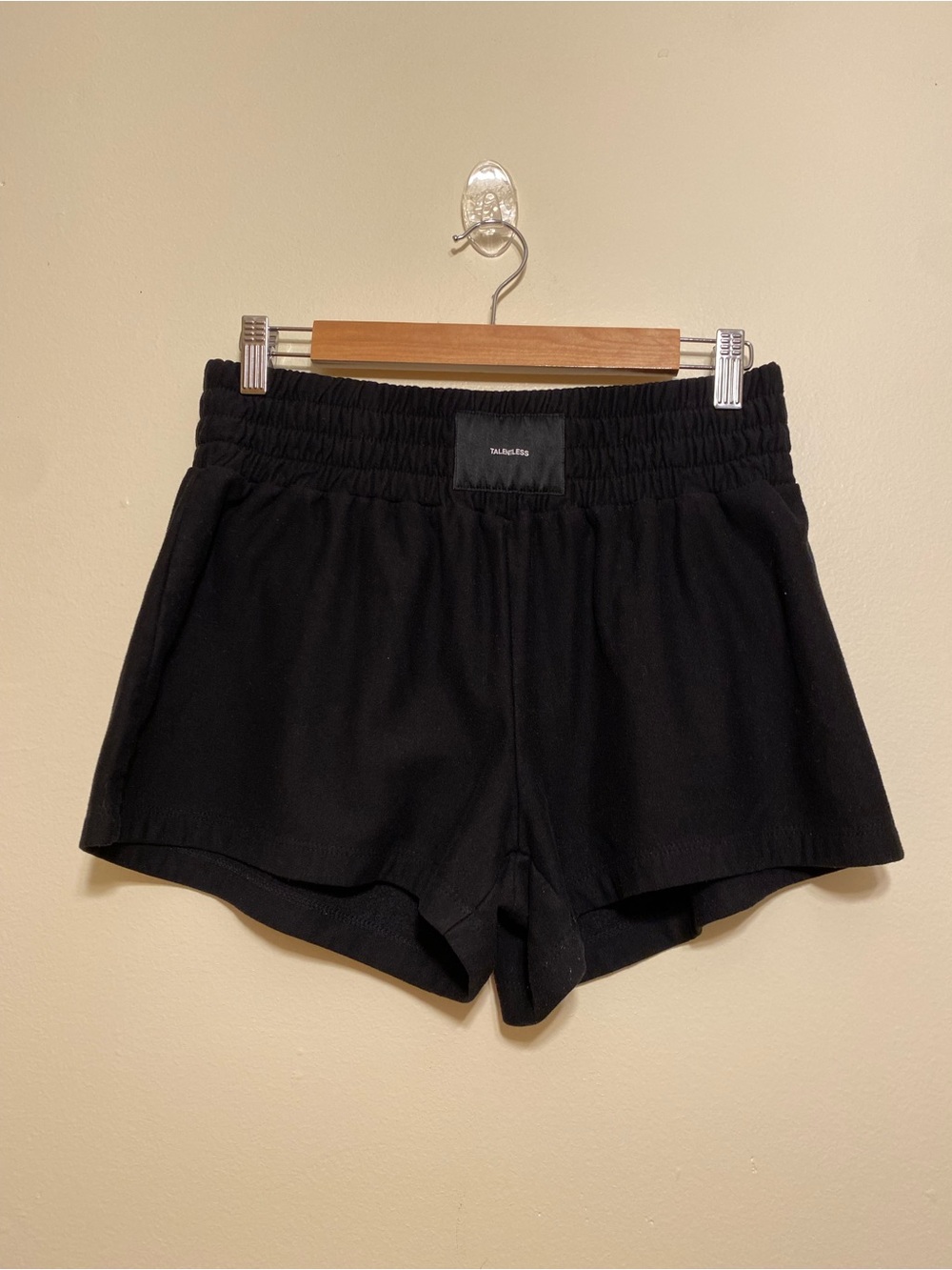 Talentless Black Elastic-Waist Athletic Lounge Shorts. Size S